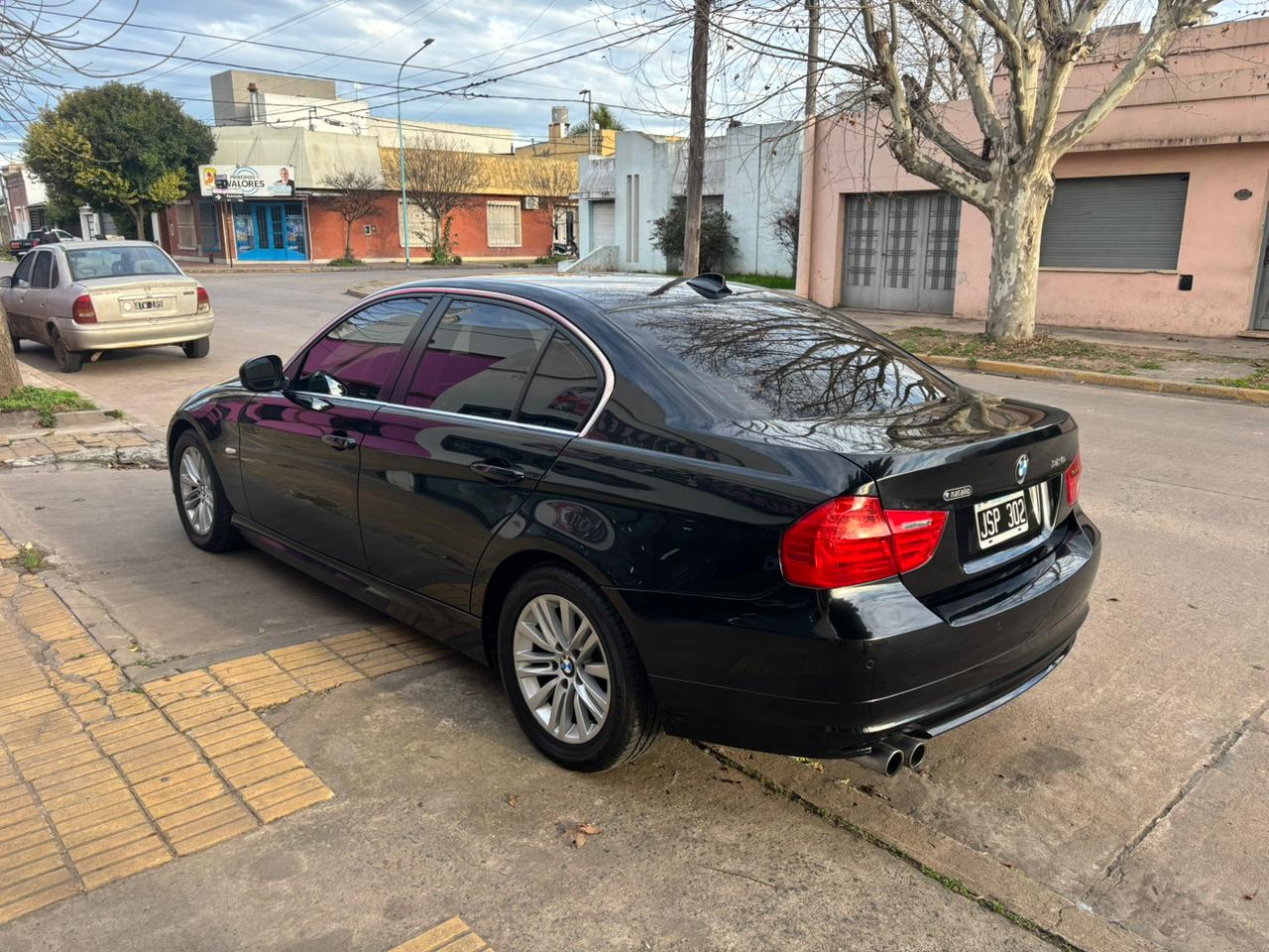 Mira esta publicación de BMW Serie 3 2011 en Motordil