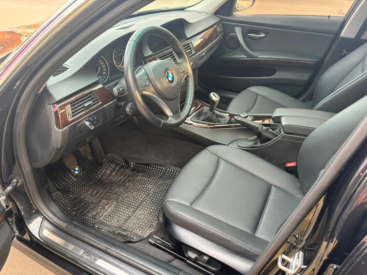 Mira esta publicación de BMW Serie 3 2011 en Motordil