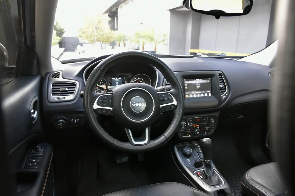 Mirá esta publicación de Jeep Compass