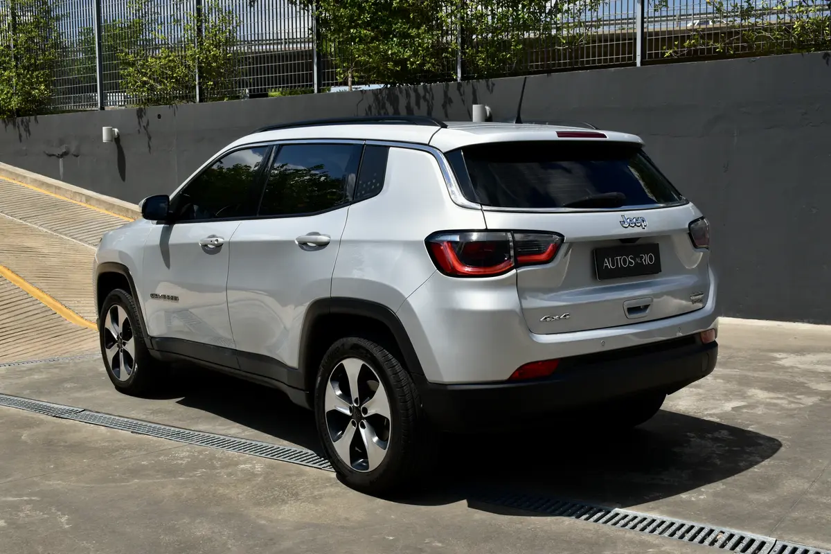 Mirá esta publicación de Jeep Compass