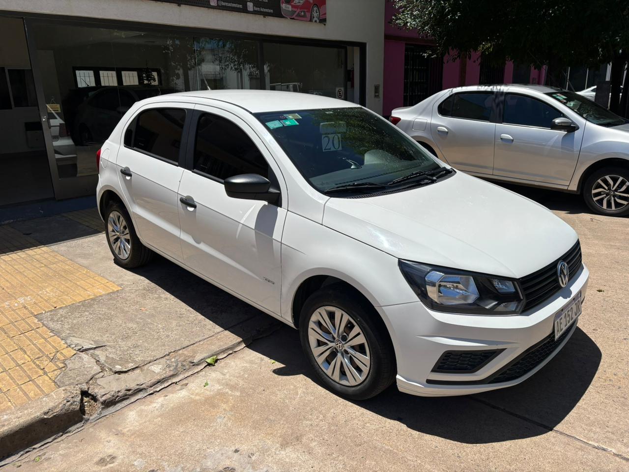 Mira esta publicación de Volkswagen Gol Trend 2020 en Motordil