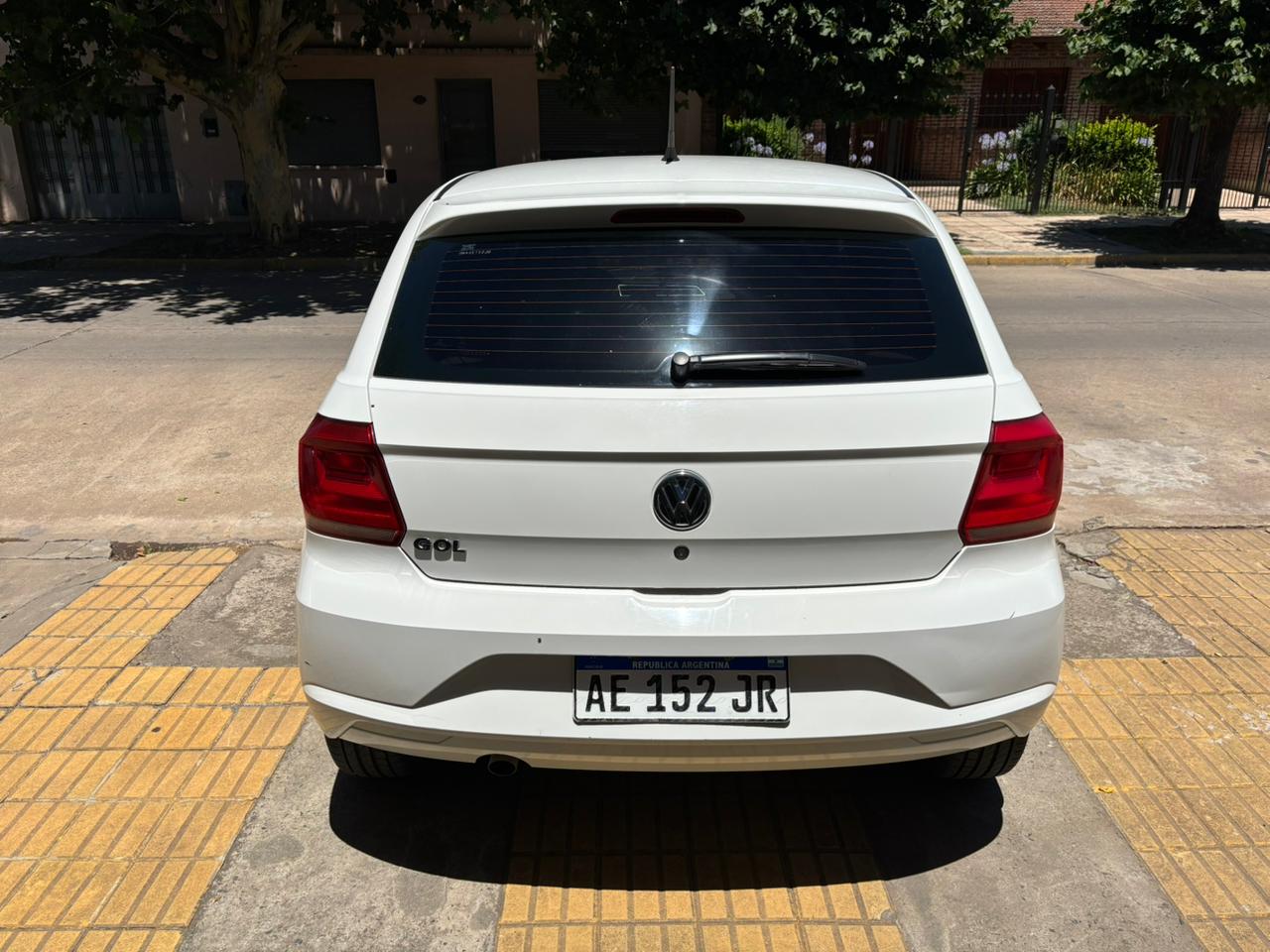 Mira esta publicación de Volkswagen Gol Trend 2020 en Motordil