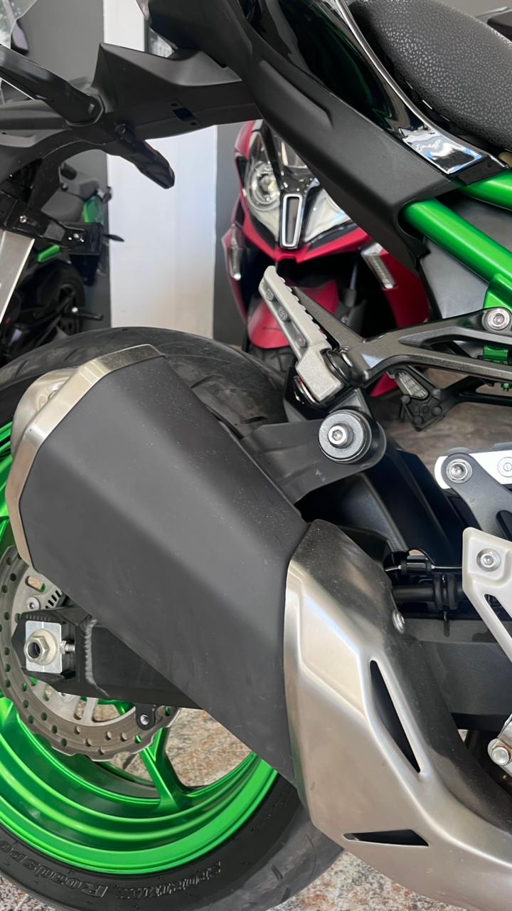 Mira esta publicación de Kawasaki z 900 2024 en Motordil