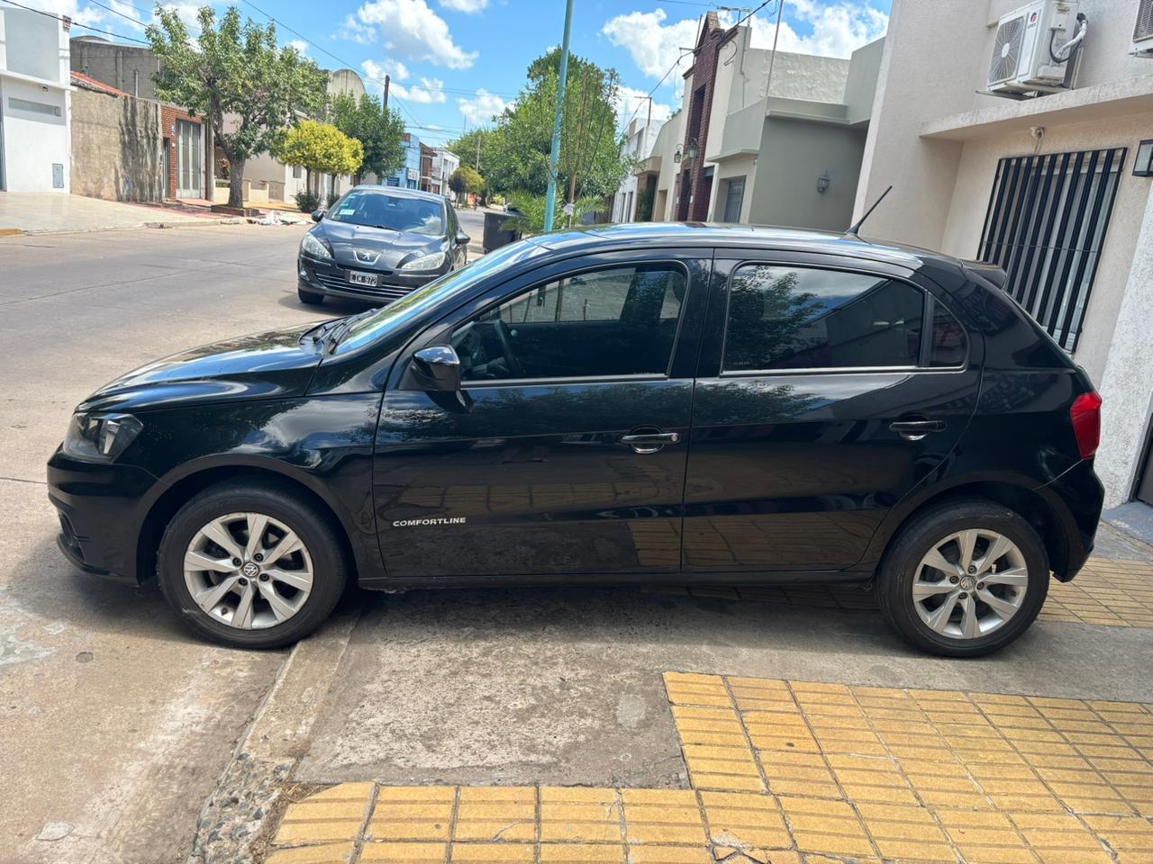Mira esta publicación de Volkswagen Gol Trend 2017 en Motordil