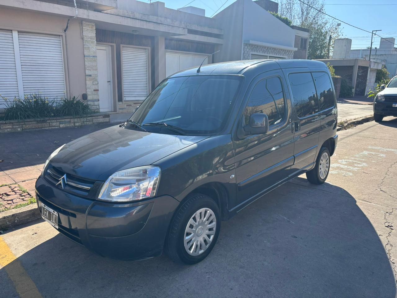 Mira esta publicación de Citroen Berlingo 2012 en Motordil