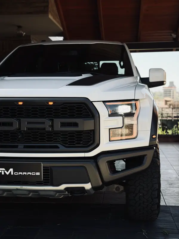 Mira esta publicación de Ford F 150 Raptor 2000 en Motordil