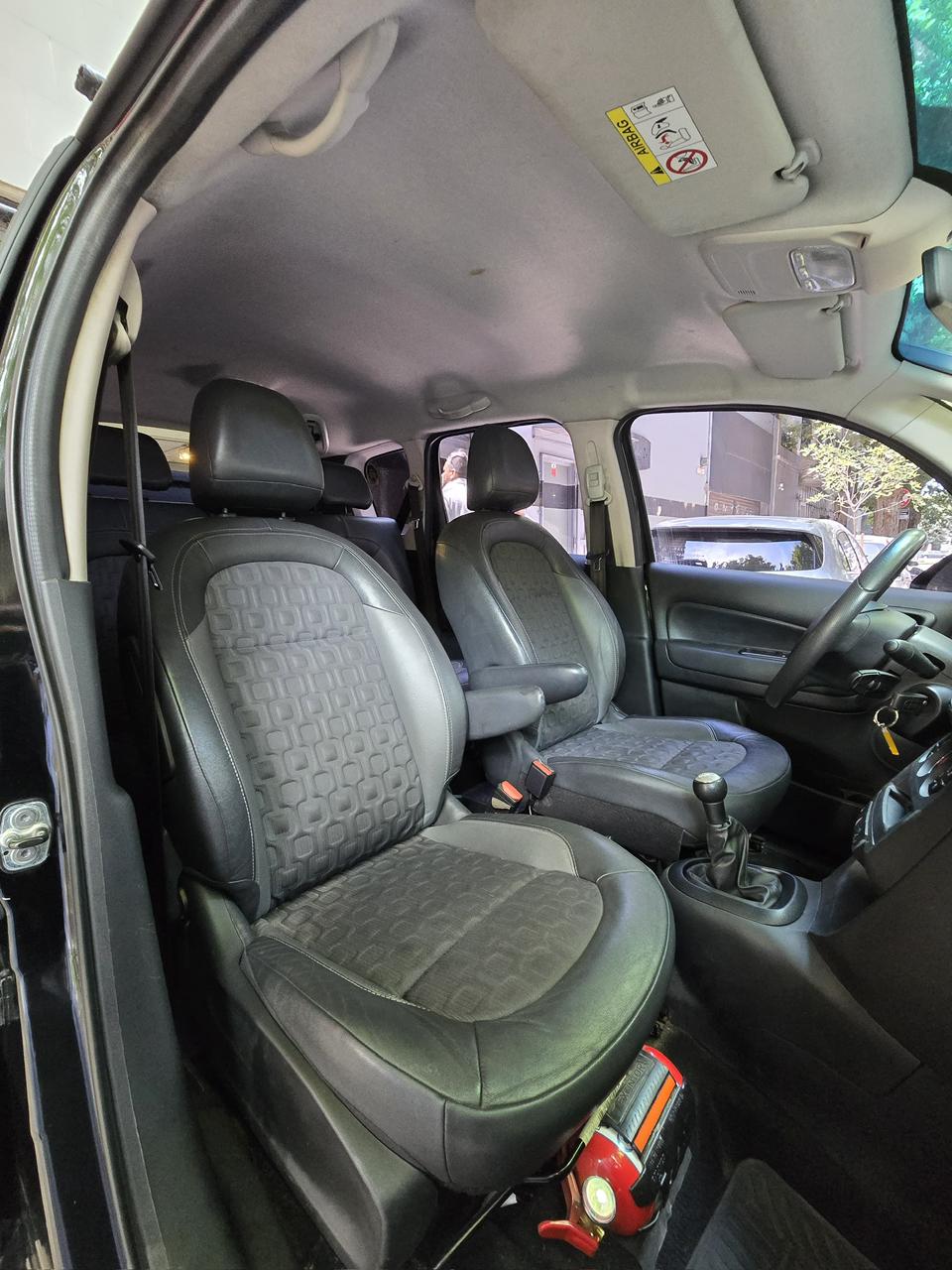 Mira esta publicación de Citroen C 3 Aircross 2017 en Motordil