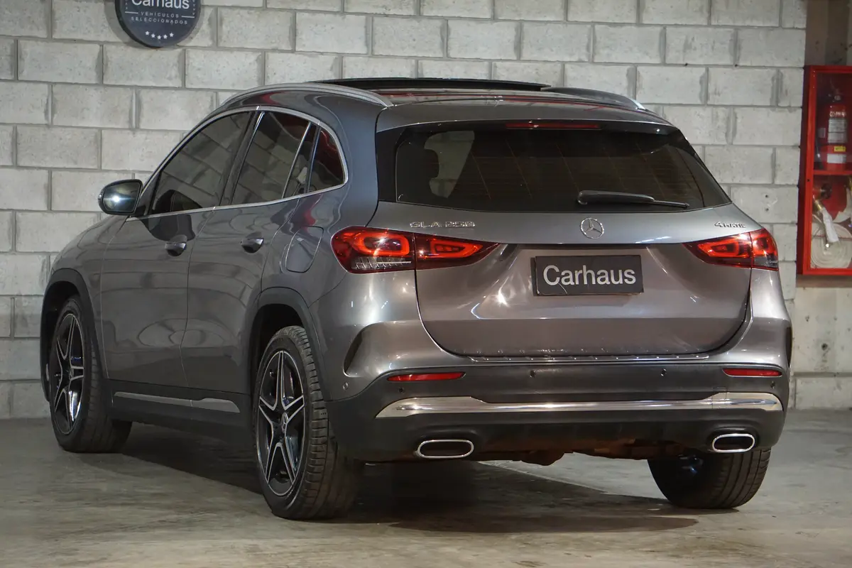 Mira esta publicación de Mercedes Benz GLA 2020 en Motordil