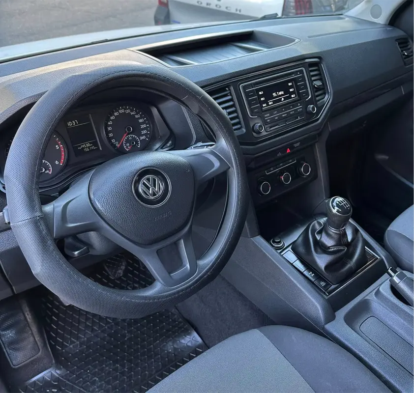 Mira esta publicación de Volkswagen Amarok 2015 en Motordil