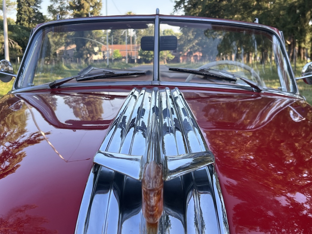 Mira esta publicación de Pontiac Otros 1951 en Motordil