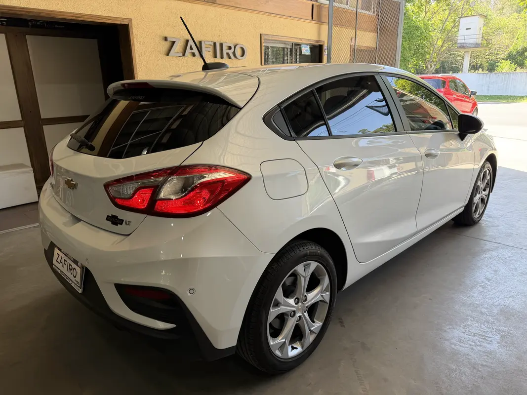 Mira esta publicación de Chevrolet Cruze 2024 en Motordil