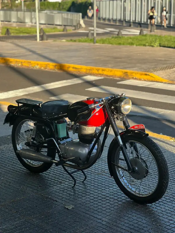 Mira esta publicación de Gilera 150 1955 en Motordil