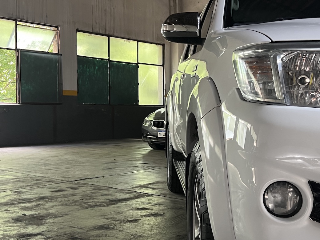 Mira esta publicación de Toyota Hilux 2015 en Motordil