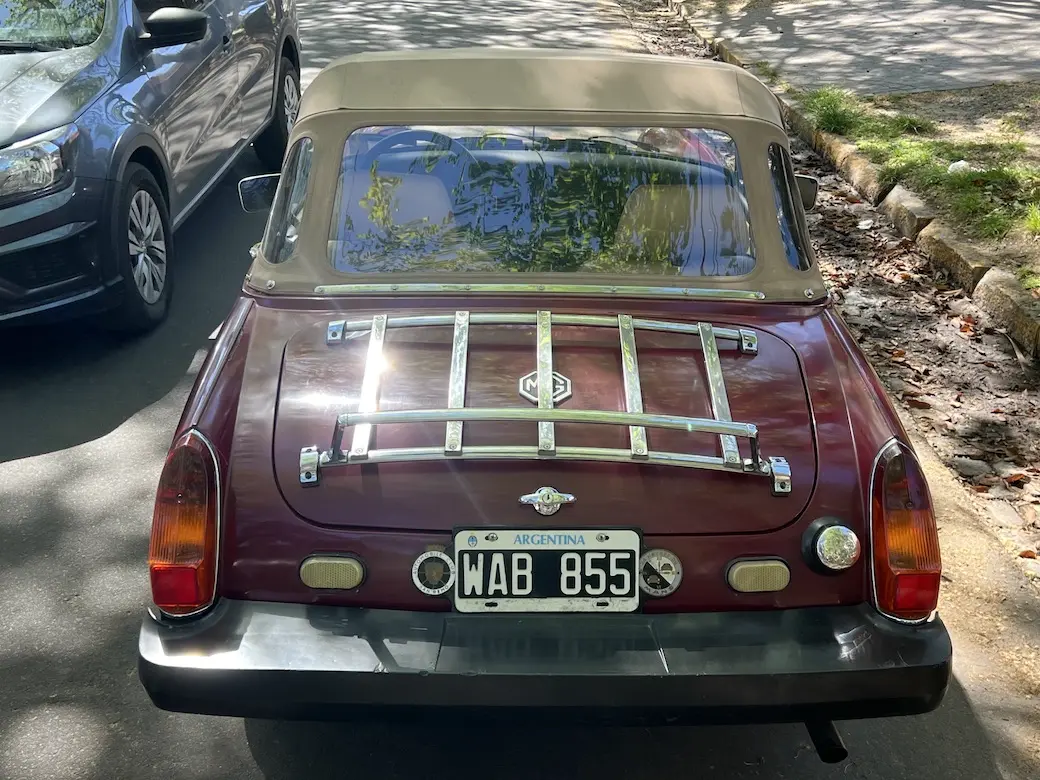 Mira esta publicación de MG Otros 1979 en Motordil