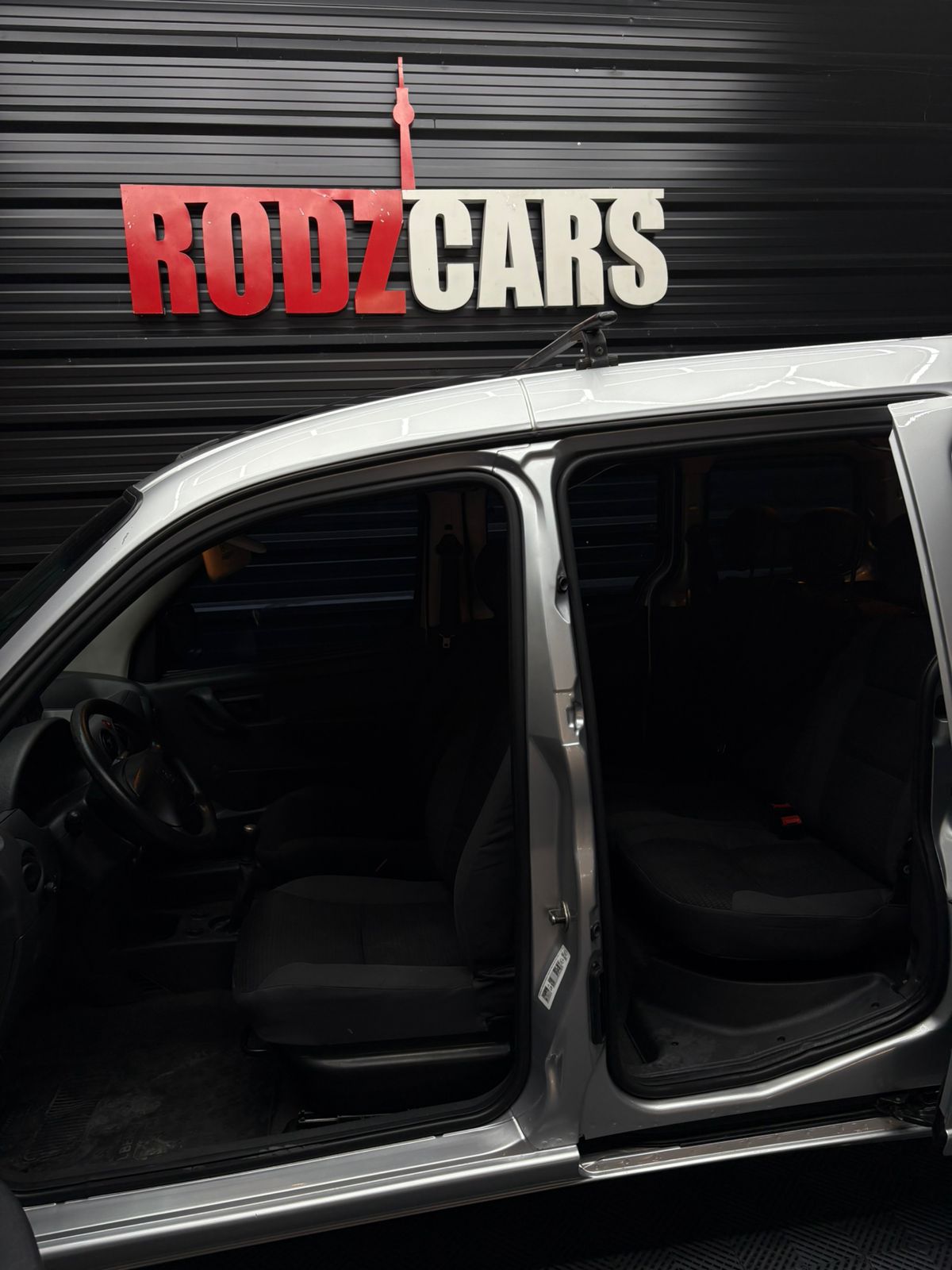 Mira esta publicación de Peugeot Partner 2016 en Motordil