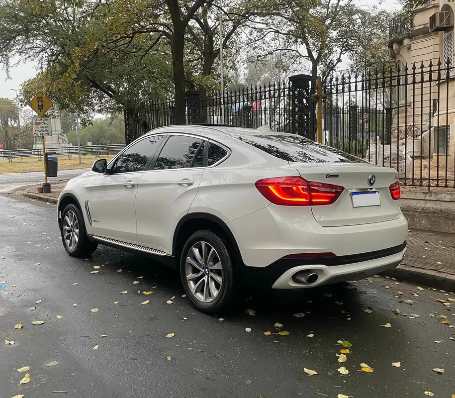 Mira esta publicación de BMW X6 2017 en Motordil