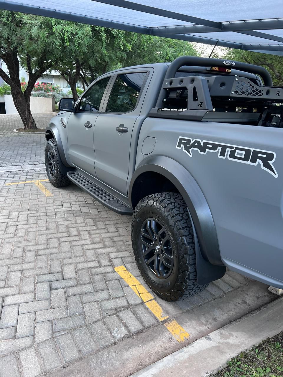 Mira esta publicación de Ford Ranger Raptor 2022 en Motordil