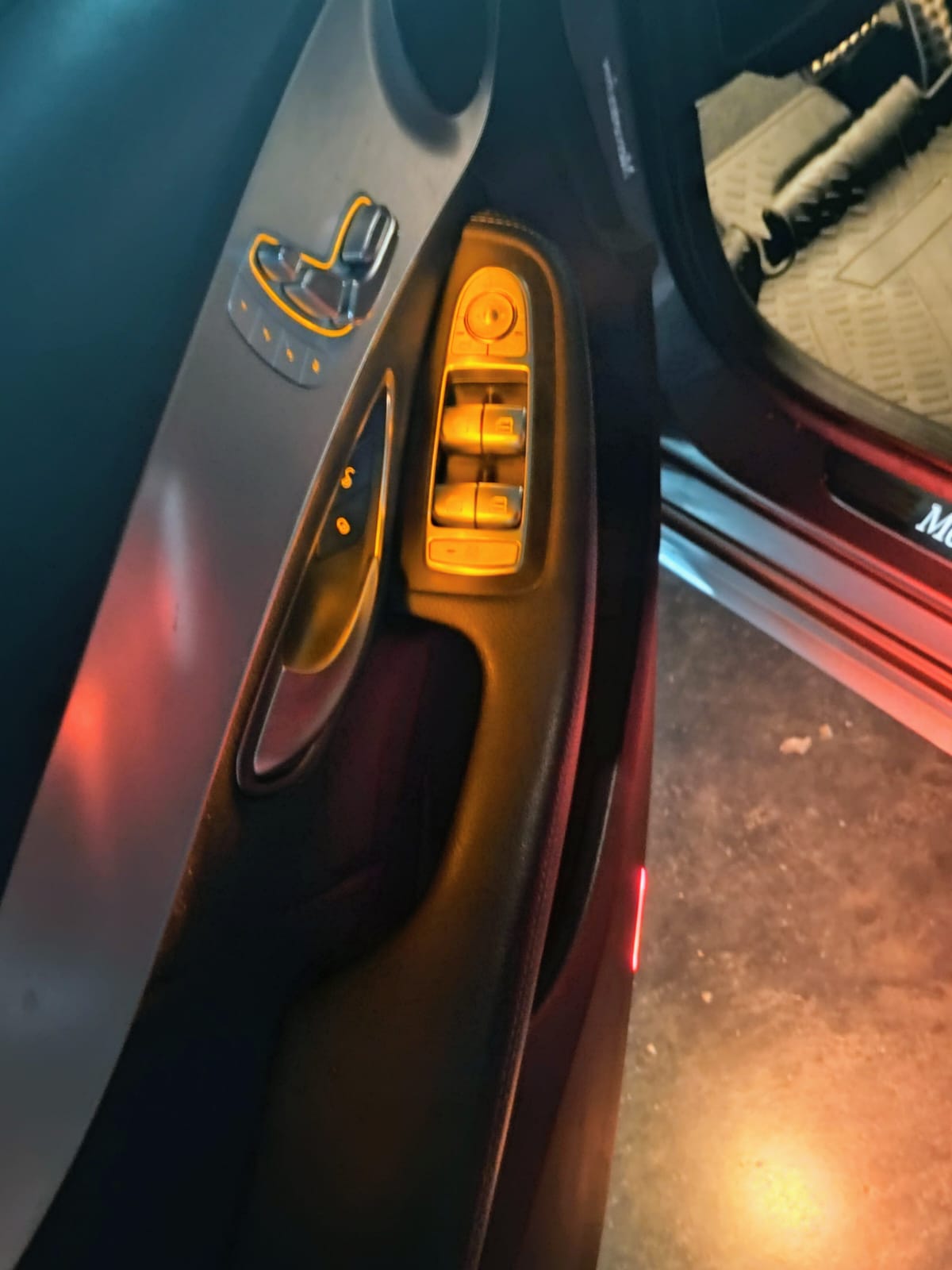 Mira esta publicación de Mercedes Benz Clase C 2018 en Motordil