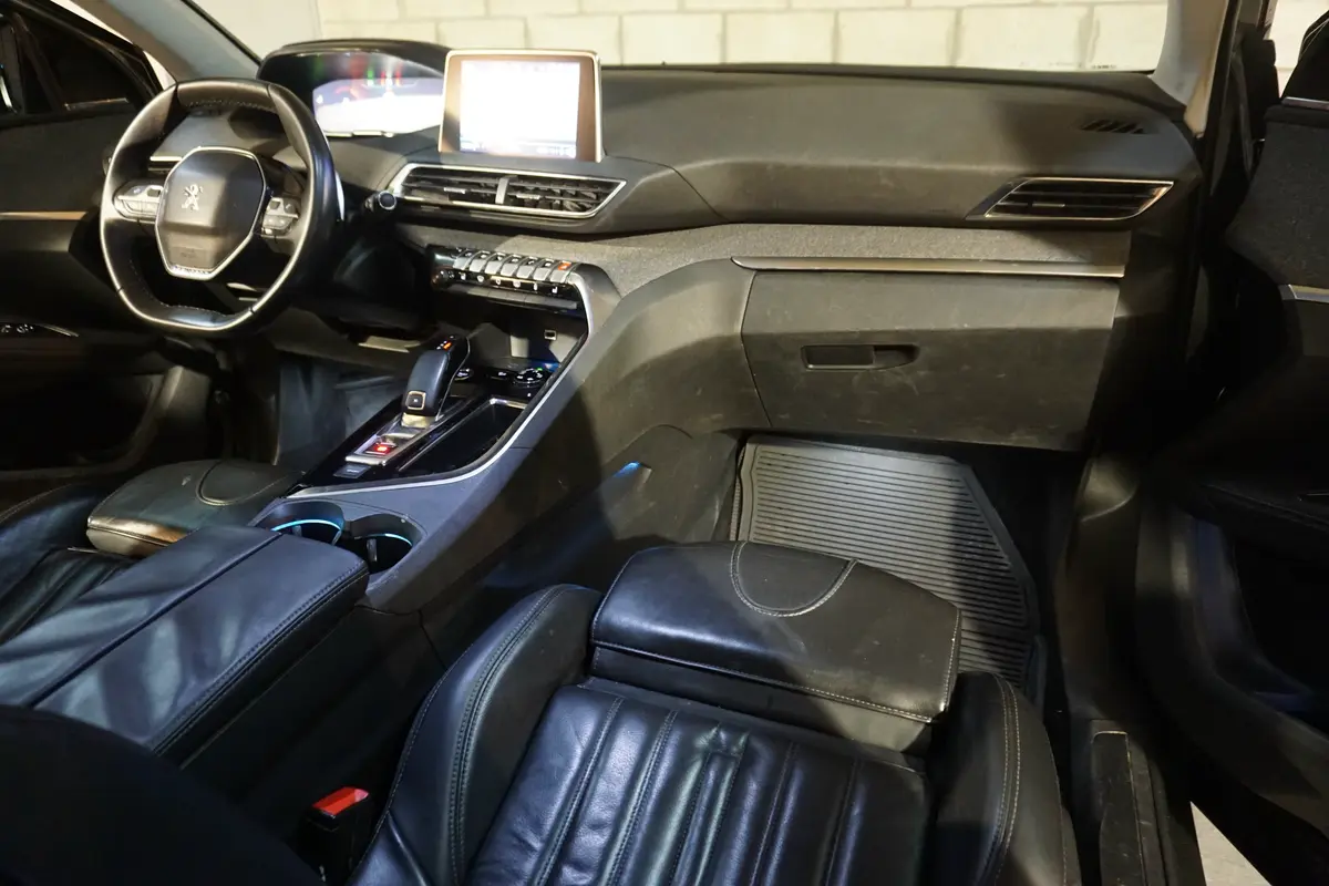 Mirá esta publicación de Peugeot 5008