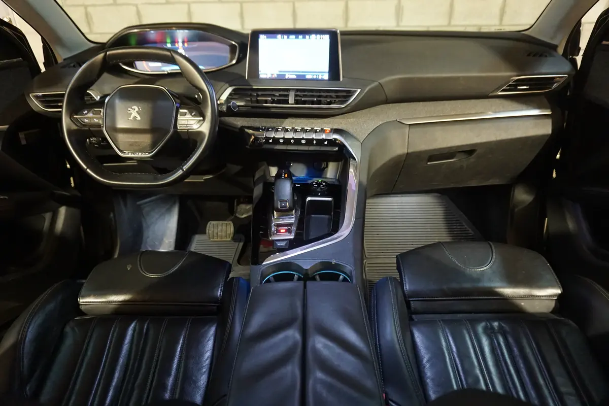 Mirá esta publicación de Peugeot 5008