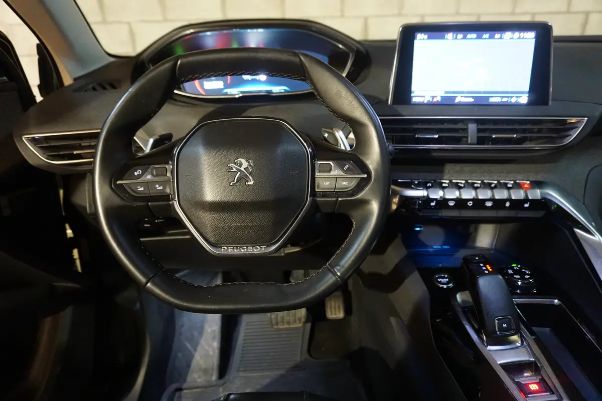 Mirá esta publicación de Peugeot 5008