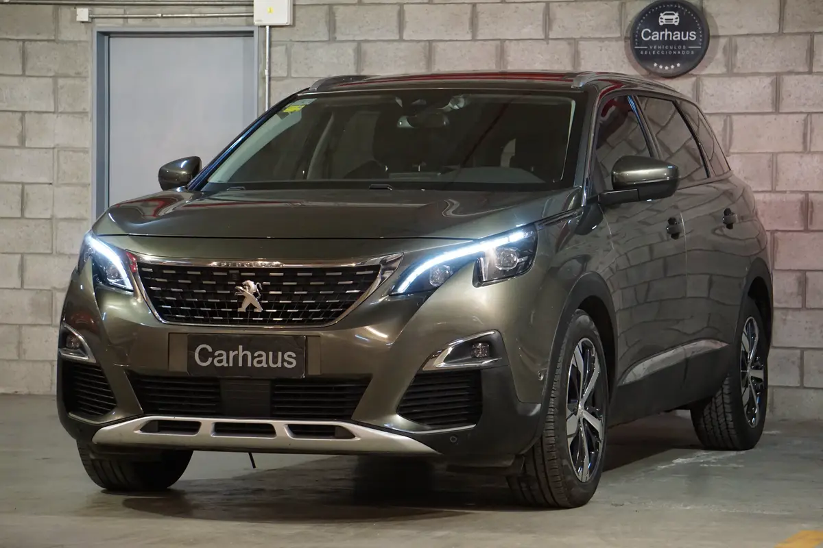 Mira esta publicación de Peugeot 5008 2018 en Motordil