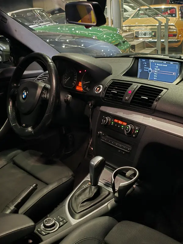 Mira esta publicación de BMW Serie 1 2011 en Motordil