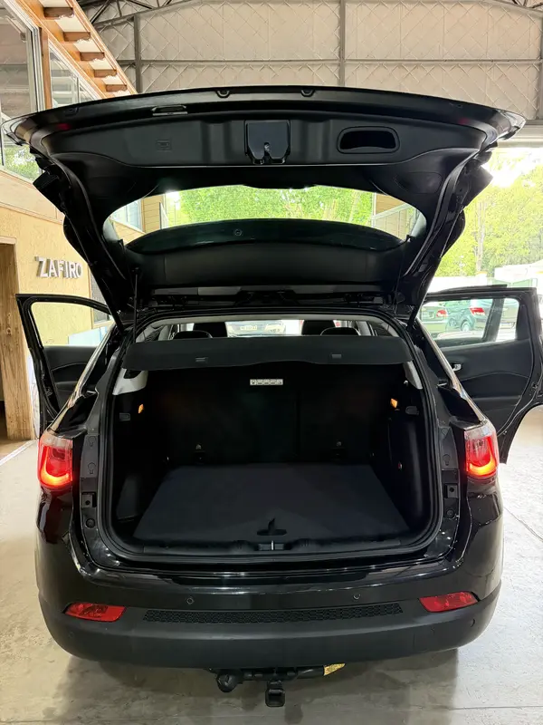 Mirá esta publicación de Jeep Compass