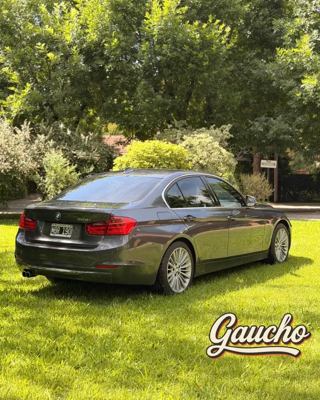 Mira esta publicación de BMW Serie 3 2013 en Motordil