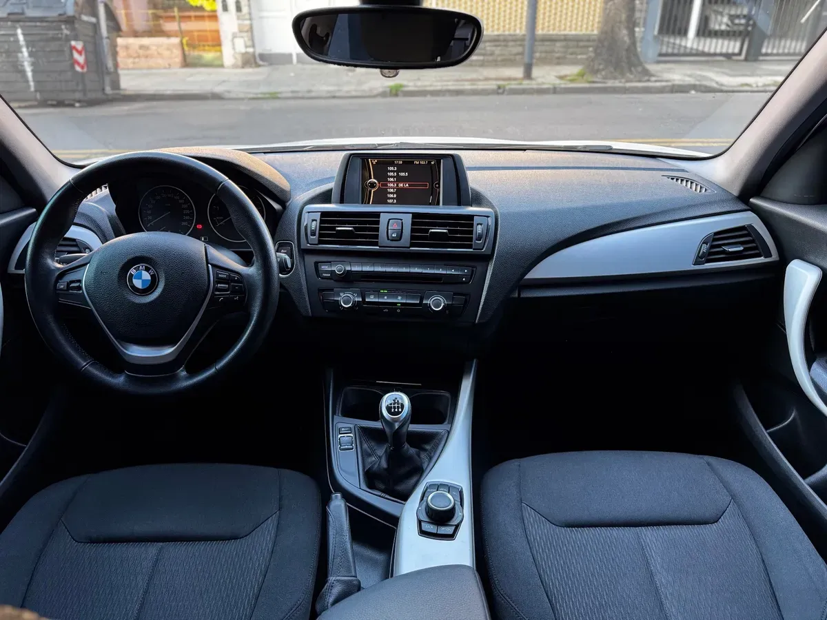 Mira esta publicación de BMW Serie 1 2012 en Motordil