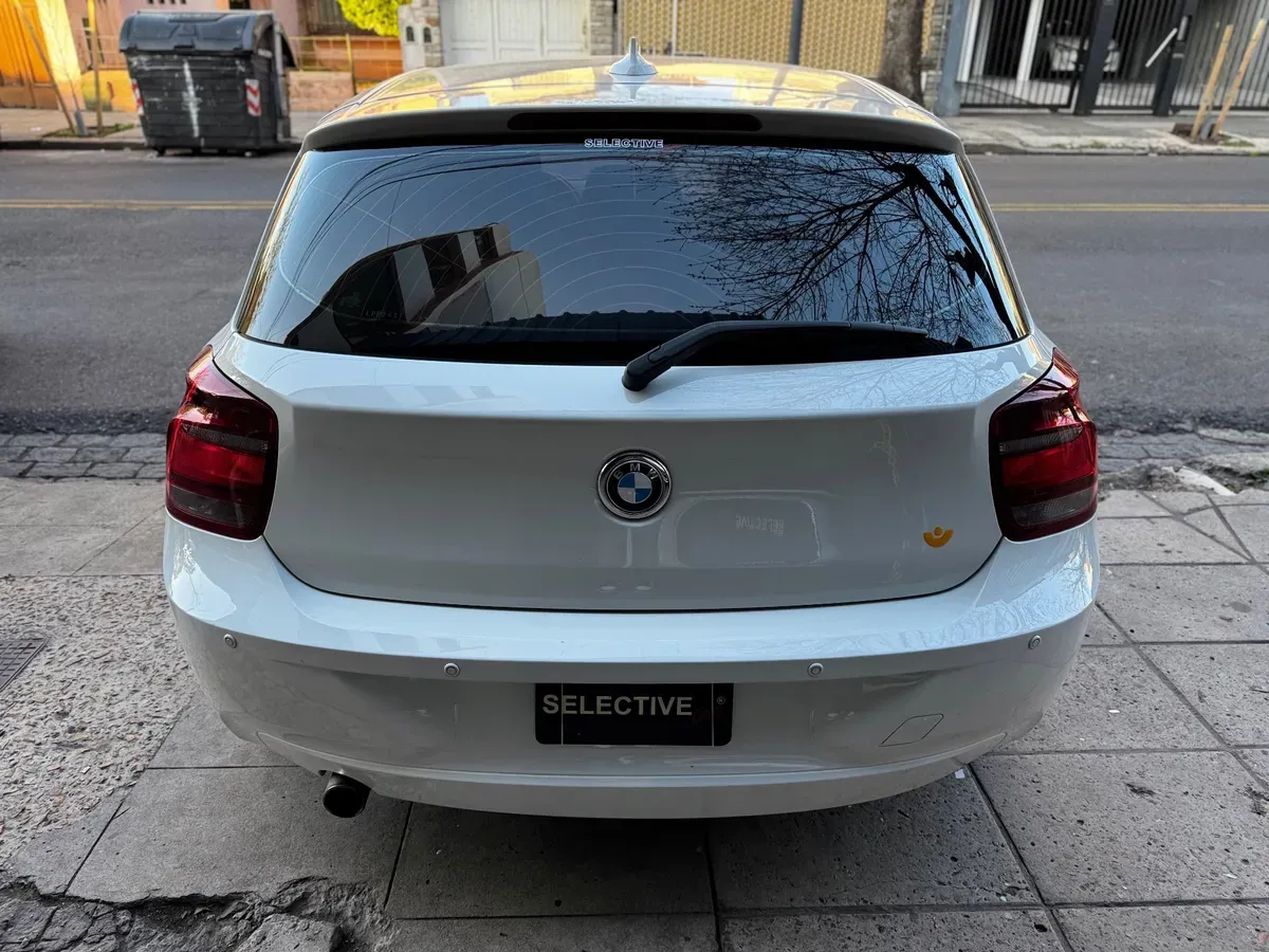 Mira esta publicación de BMW Serie 1 2012 en Motordil