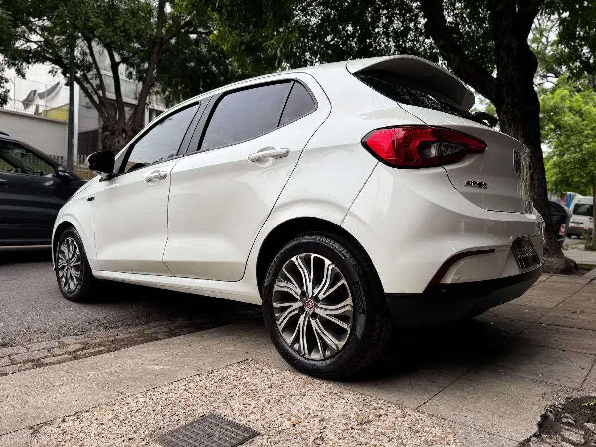 Mira esta publicación de Fiat Argo 2018 en Motordil