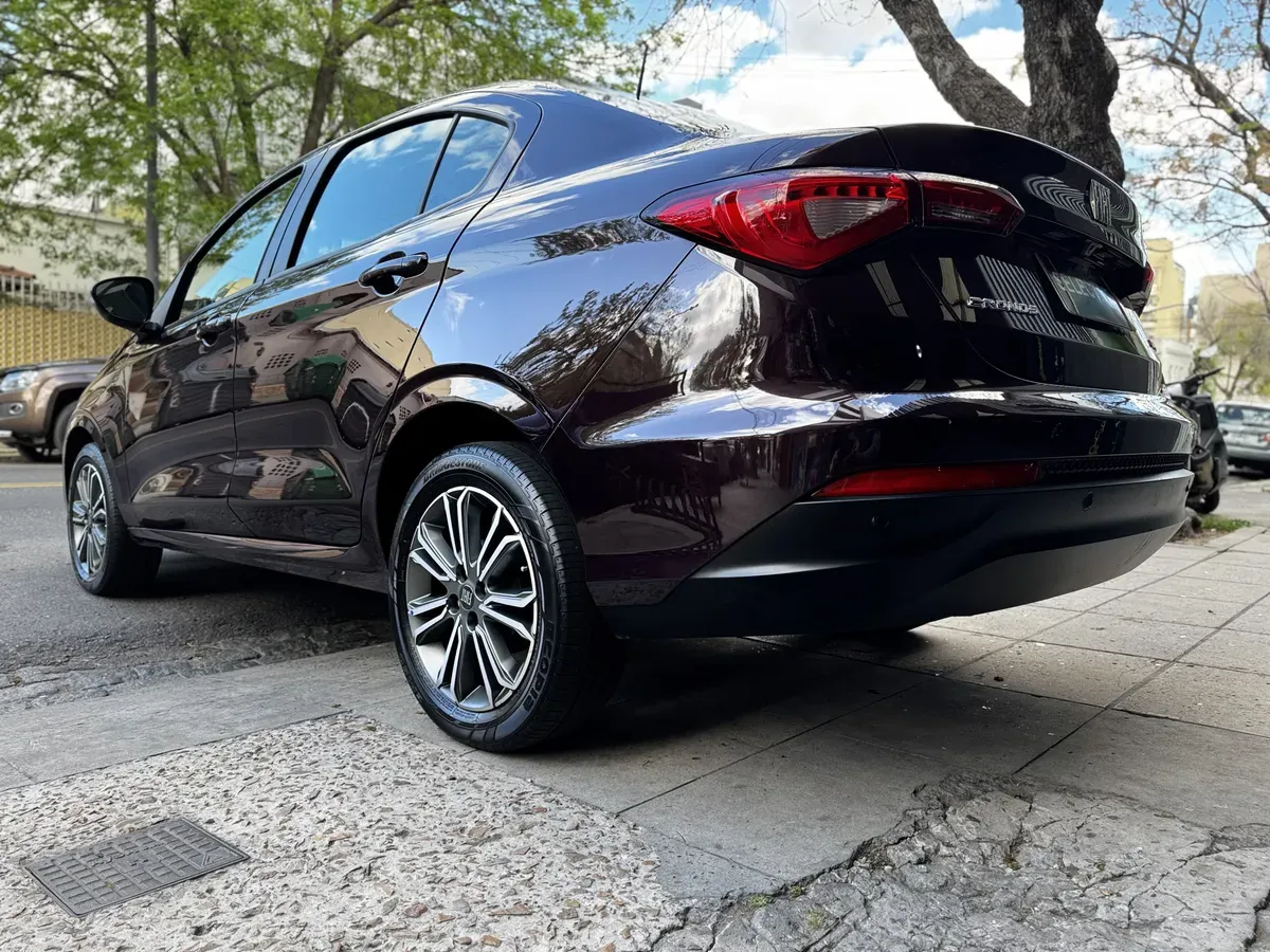 Mira esta publicación de Fiat Cronos 2021 en Motordil