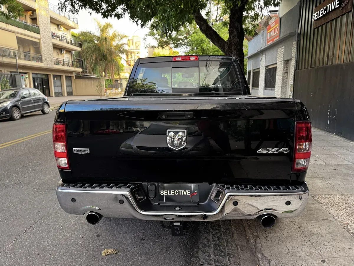 Mira esta publicación de RAM 1500 2015 en Motordil