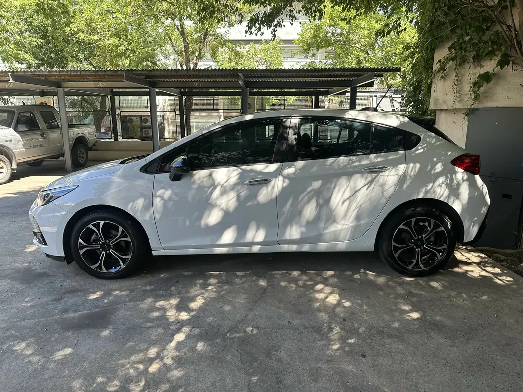 Mira esta publicación de Chevrolet Cruze 2022 en Motordil