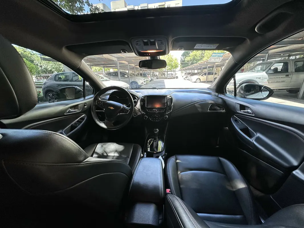 Mira esta publicación de Chevrolet Cruze 2022 en Motordil