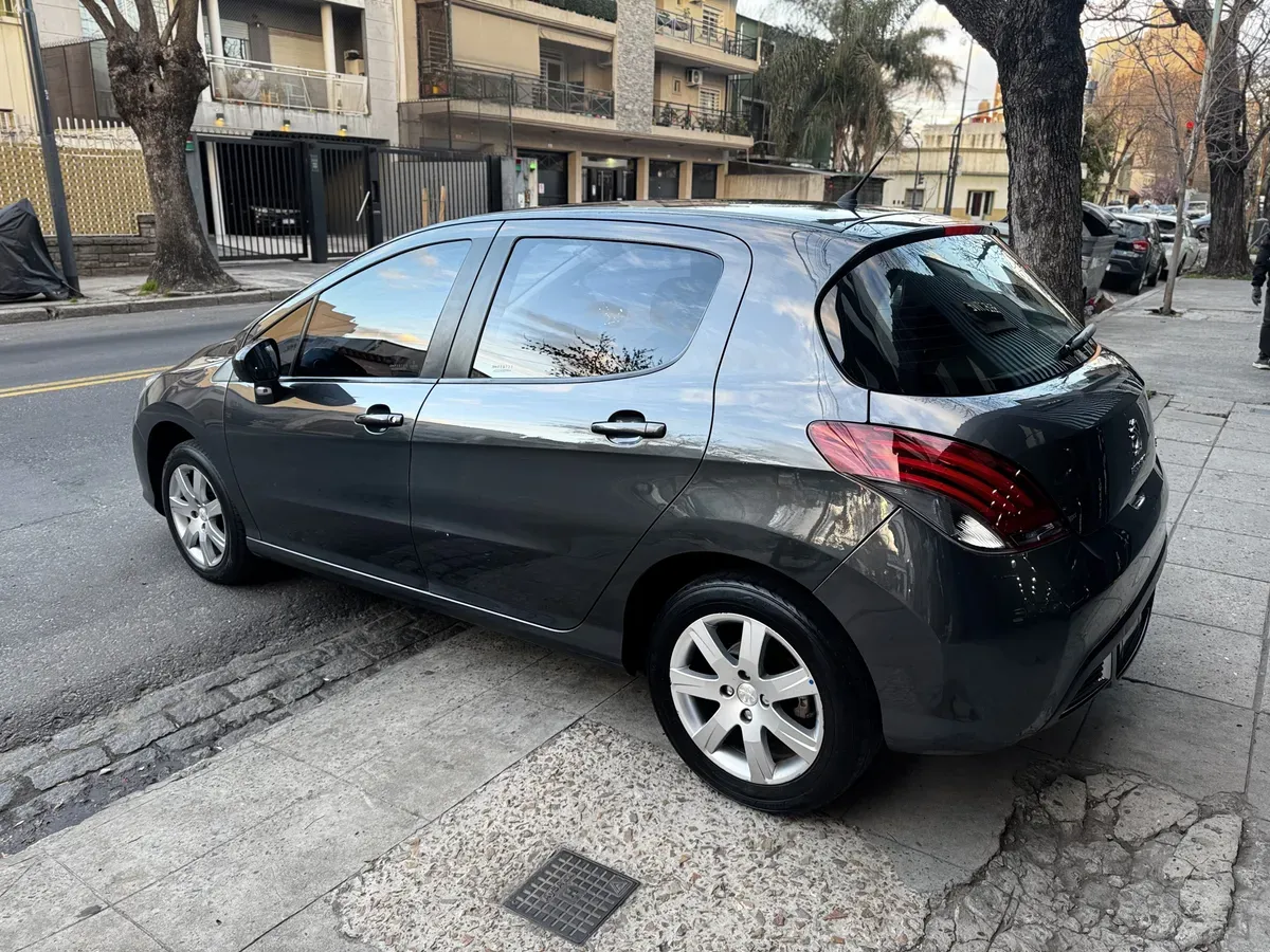 Mira esta publicación de Peugeot 308 2015 en Motordil