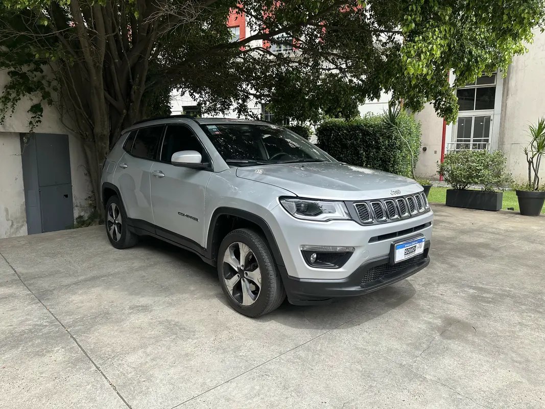 Mira esta publicación de Jeep Compass 2017 en Motordil