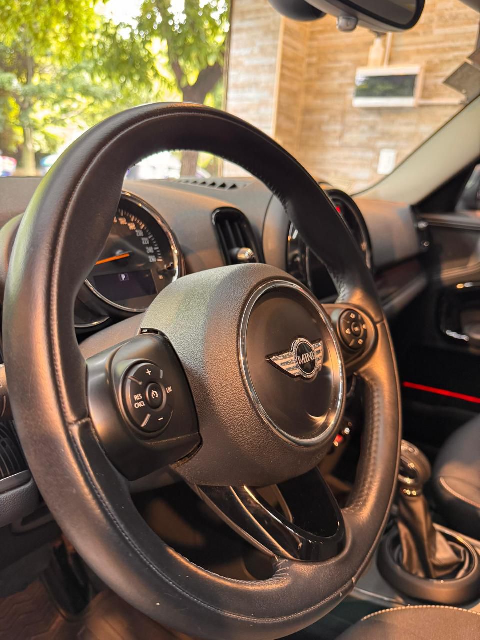 Mira esta publicación de Mini Countryman 2018 en Motordil