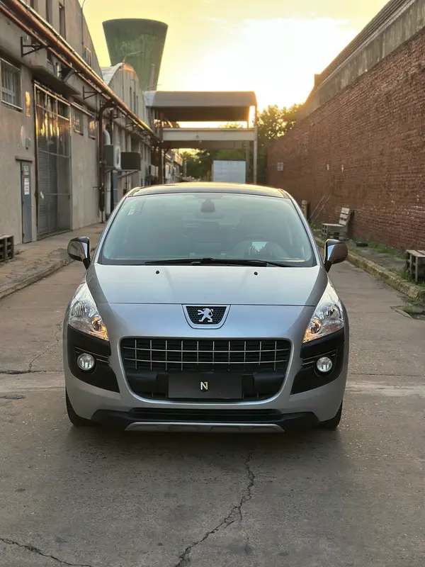 Mira esta publicación de Peugeot 3008 2014 en Motordil