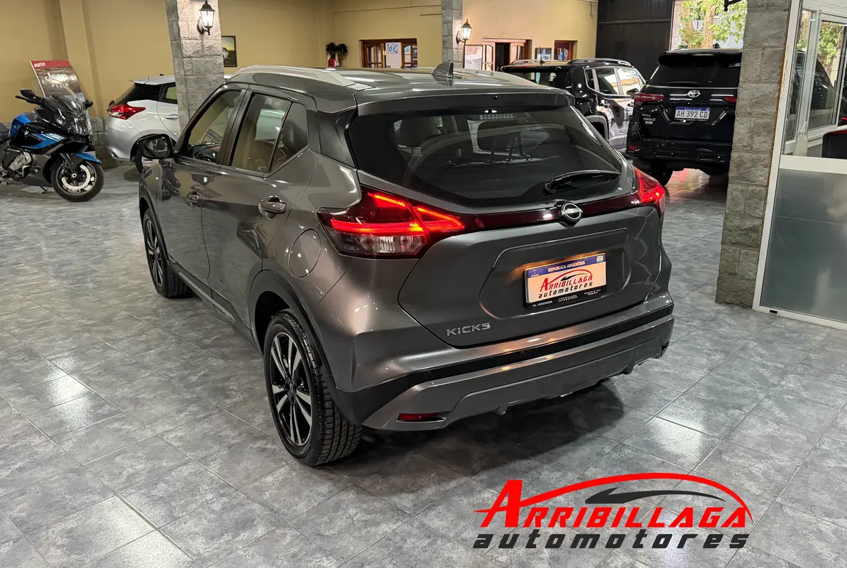 Mira esta publicación de Nissan Kicks 2023 en Motordil