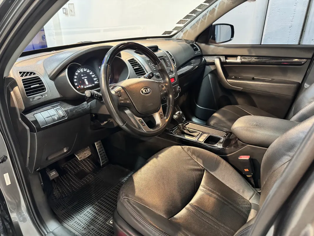 Mira esta publicación de KIA Sorento 2013 en Motordil