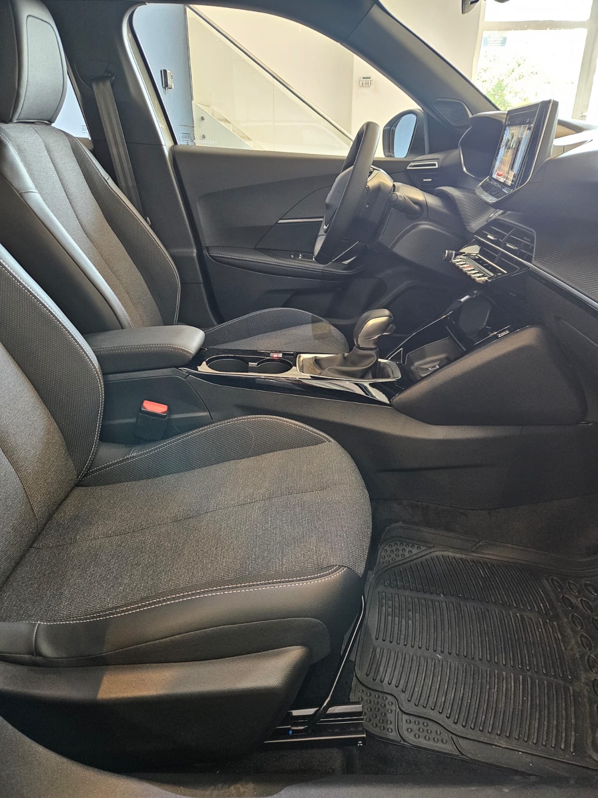 Mira esta publicación de Peugeot 2008 2026 en Motordil