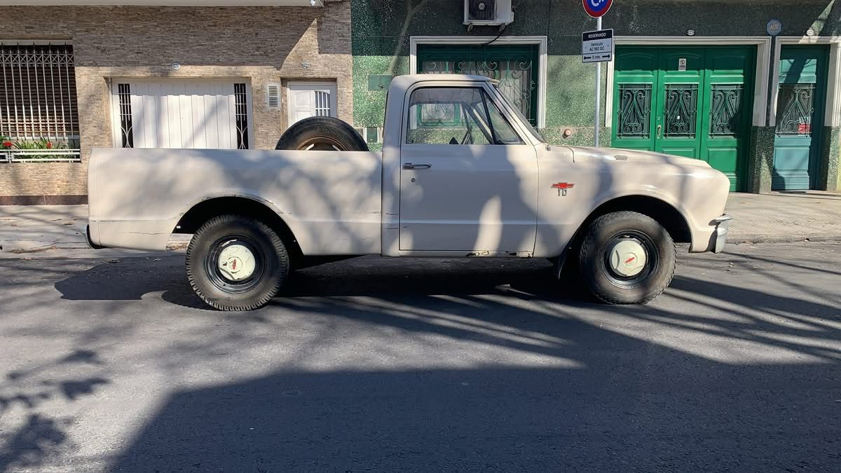 Mira esta publicación de Chevrolet C10 1965 en Motordil