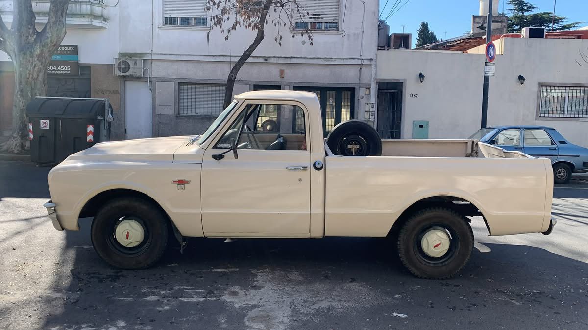 Mirá esta publicación de Chevrolet C10