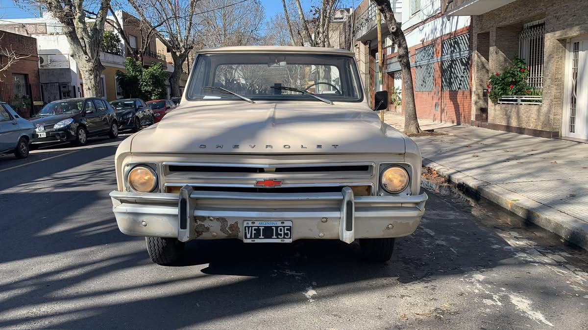 Mira esta publicación de Chevrolet C10 1965 en Motordil