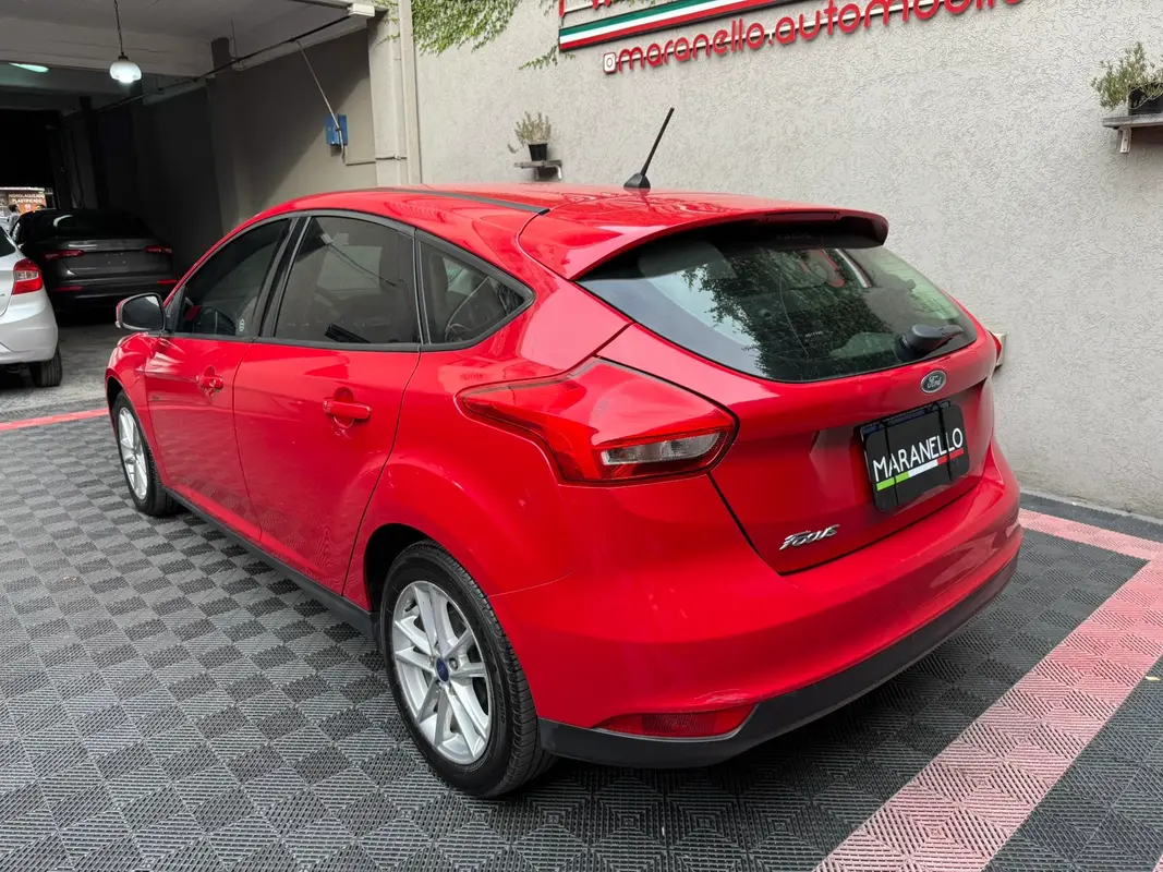 Mira esta publicación de Ford Focus 2018 en Motordil