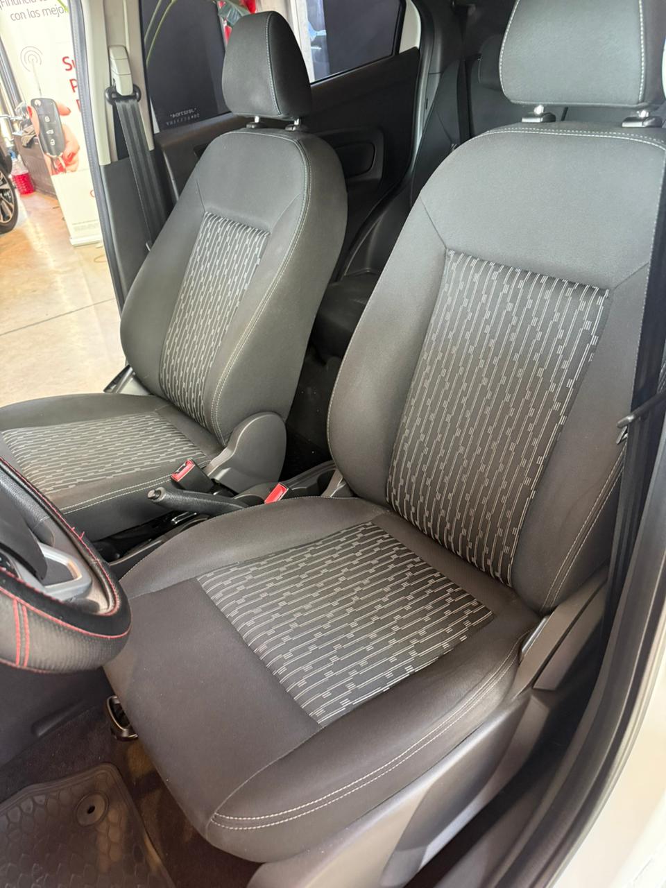 Mira esta publicación de Ford KA 2018 en Motordil