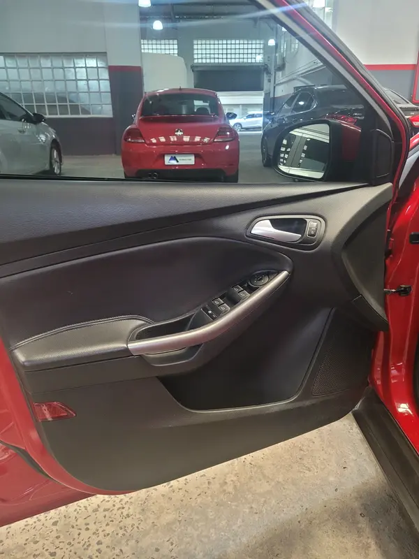 Mira esta publicación de Ford Focus 2016 en Motordil