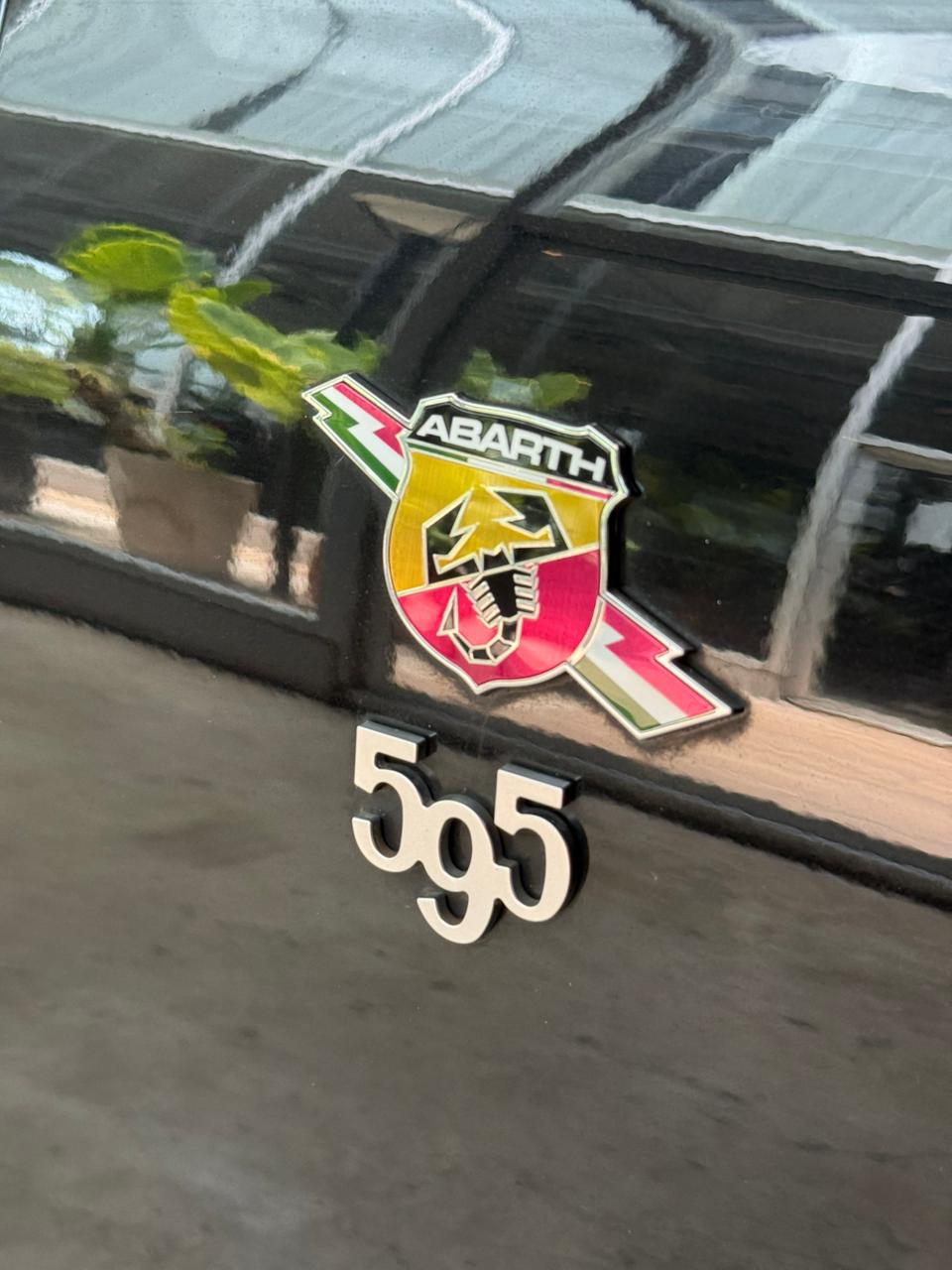 Mirá esta publicación de Abarth 595 / 695